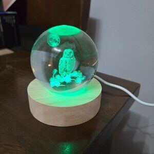 Owl light-up crystal ball
